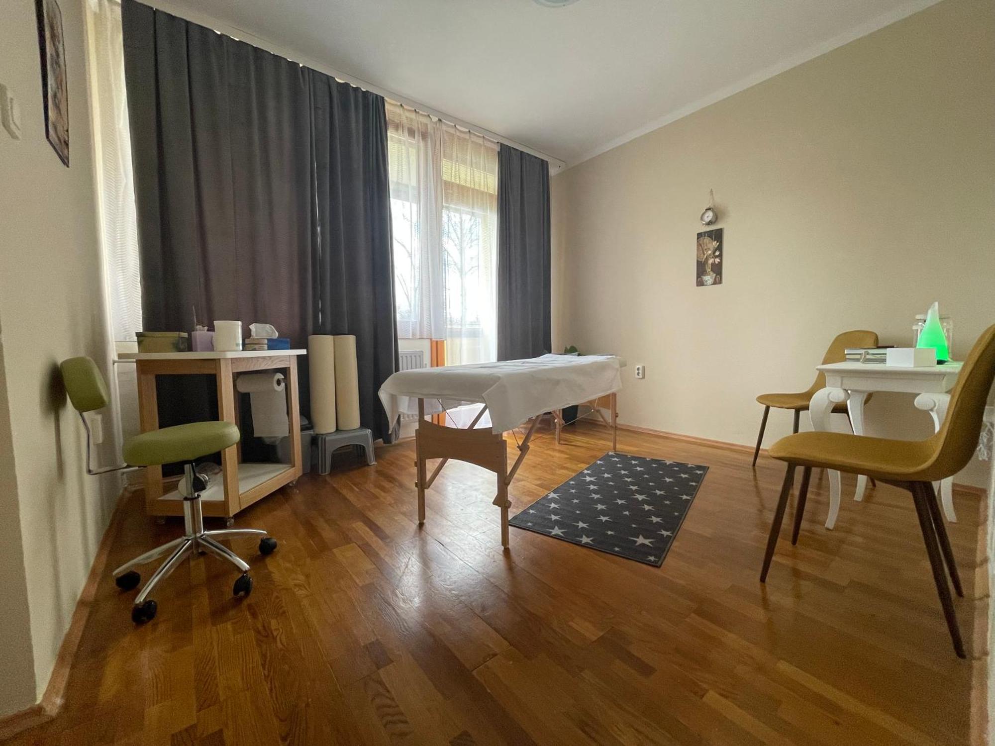 Apartman Hotel Buk Luaran gambar